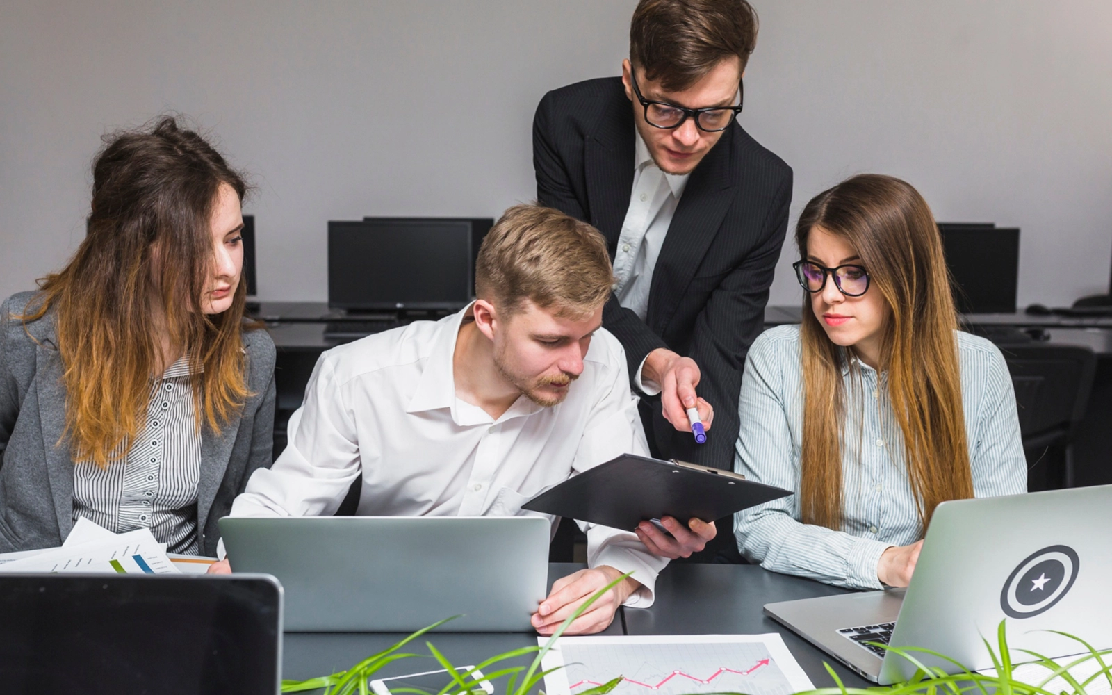 Why Pakistani Rental Manpower Fits Global Business Needs 1